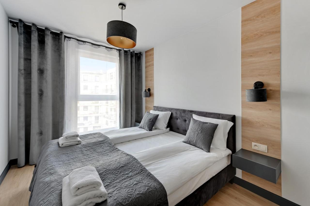 Angielska Grobla 5 Apartments Deluxe Old Town Гданьск Экстерьер фото